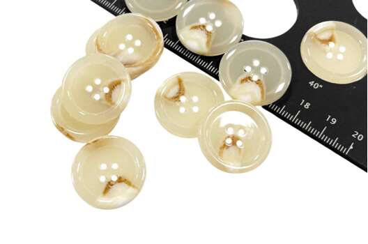Пуговица пластиковая 2107, 4 прокола, белая, 25 мм