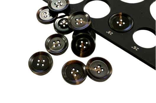 Пуговица пластиковая J1852, 4 прокола, коричневая, 18 мм