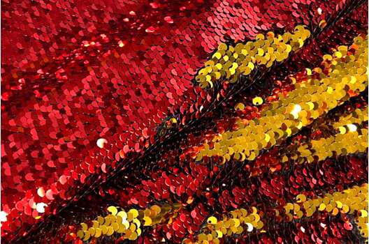 Двухсторонние пайетки на атласе и спанбонде, красно-золотые