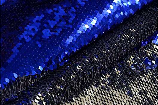 Двухсторонние пайетки на атласе и спанбонде, сине-серебряные