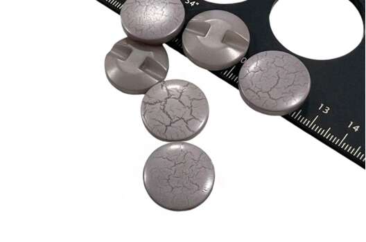 Пуговица пластиковая MA05, туннельная, серая, 21 мм