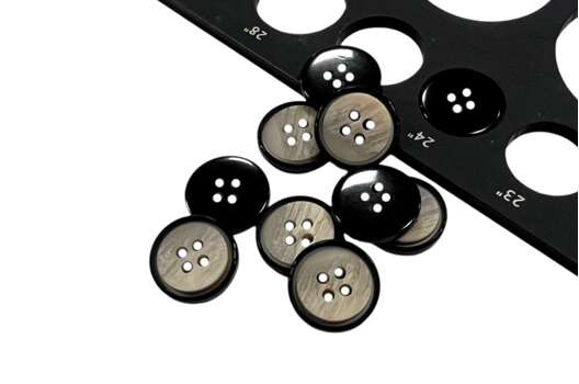 Пуговица пластик NE52, 4 прокола, бежевая, 15 мм