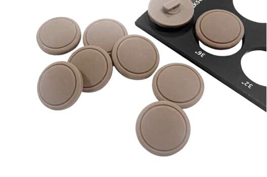 Пуговица пластик на ножке NE29, серо-бежевая, 23 мм