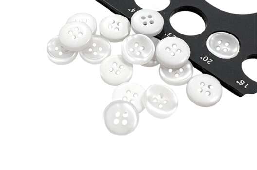 Пуговица пластик 44400, 4 прокола, белая, 12.5 мм, Турция
