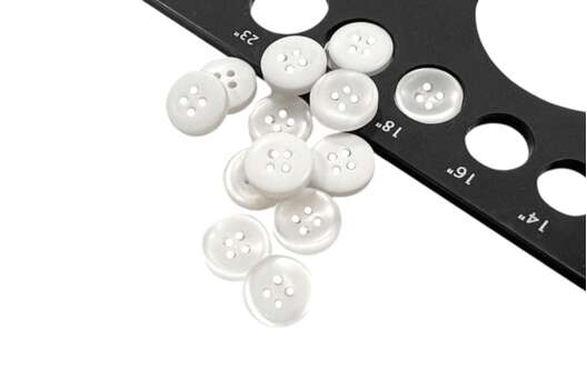 Пуговица пластиковая 44800 матовая, 4 прокола, белая, 11 мм, Турция