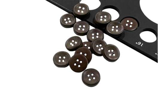 Пуговица пластиковая 44800 матовая, 4 прокола, темно-коричневая, 11 мм, Турция