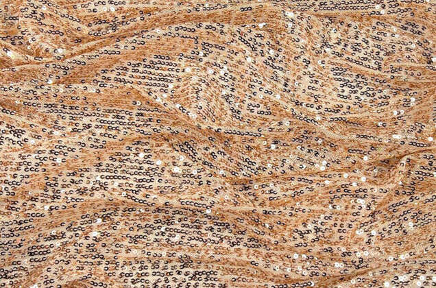 Пайетки на сетке-полосы 2 мм, золотистый персик, 135 см 2