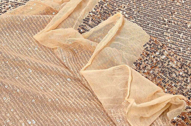 Пайетки на сетке-полосы 2 мм, золотистый персик, 135 см 4