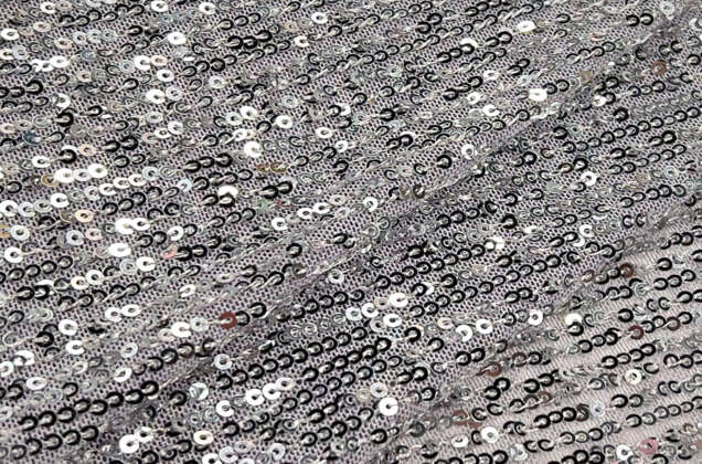 Пайетки на сетке-полосы 2 мм, серебро, 135 см 2