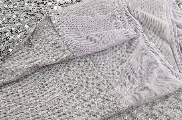 Пайетки на сетке-полосы 2 мм, серебро, 135 см 3
