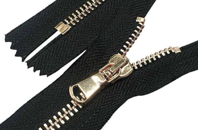 Молния металл FURNI (6M CE глянец), 18 см, тип 5, неразъемная, черная/светлое золото (SLGO)