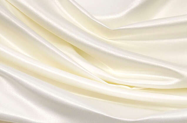 Свадебный сатин (прокатный атлас), молоко, Китай 1