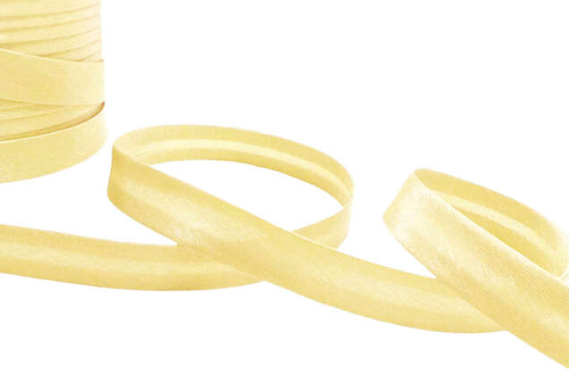Бейка атласная, бледно-желтая (F105), 15 мм