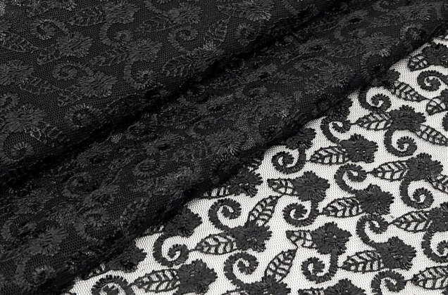 Кружевное полотно Соцветия, угольно-черное, 120 см