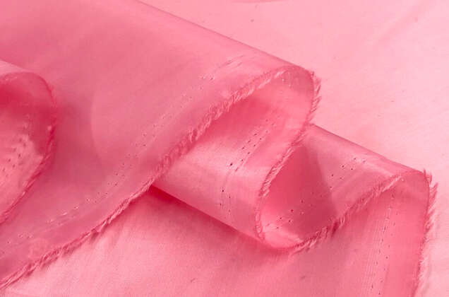 Подкладка нейлон, розовая 2
