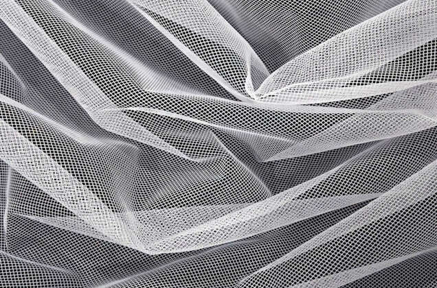 Тюль сетка Rozabella с утяжелителем, иссиня-белая, 310 см, Турция