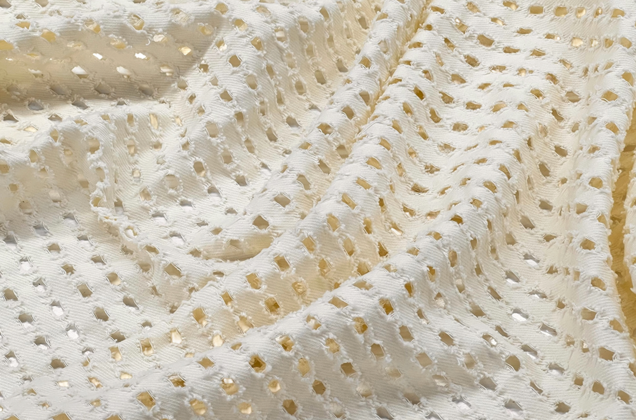 Джинс перфорированный, сливочный