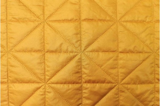 Курточная ткань на синтепоне медовый цвет