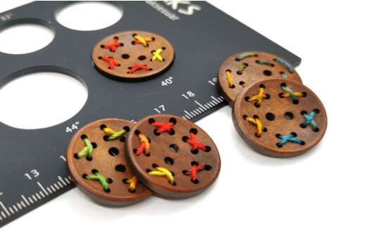 Пуговица деревянная 2 прокола, 25 мм, Д-01