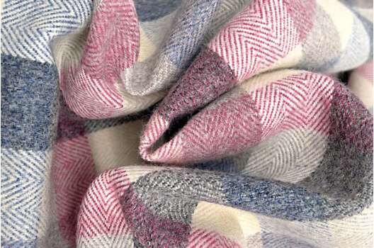 Мебельная Рогожка, розово-синие квадраты