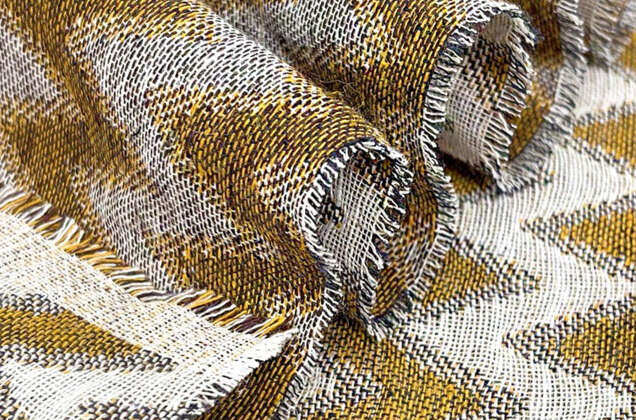 Лен декоративный 16С131, горчичные и бежевые зигзаги 1