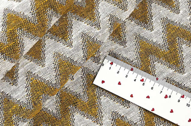 Лен декоративный 16С131, горчичные и бежевые зигзаги 2