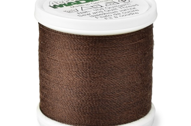 Нитки швейные для отстрочки Aerofil №35 (100) Madeira, цвет 8541-коричневый