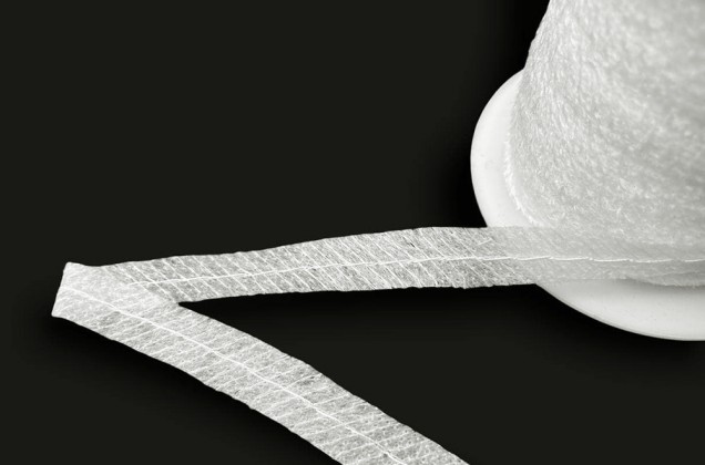 Лента флизелиновая клеевая с усилением, белая, 1 см
